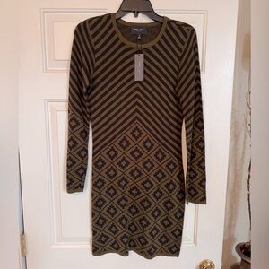 Romeo & Juliet Couture Black and Olive Brown Long Sleeve Sweater Dress